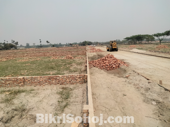 প্লট বুঝে নিয়েও কিস্তি চালাতে পারবেন